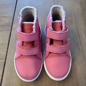 Pink Ugg Little kids shoes